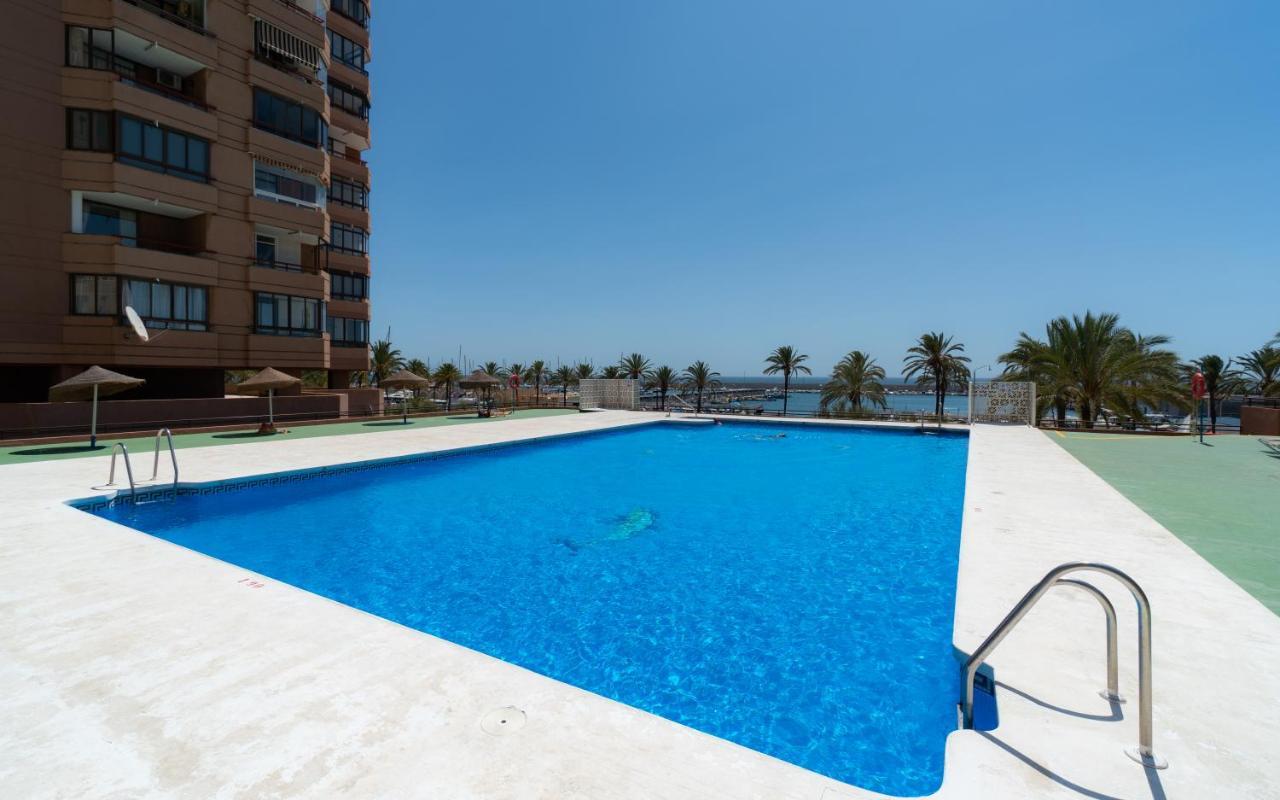 Sur Suites Palmeras 880A Фуeнхирола Екстериор снимка