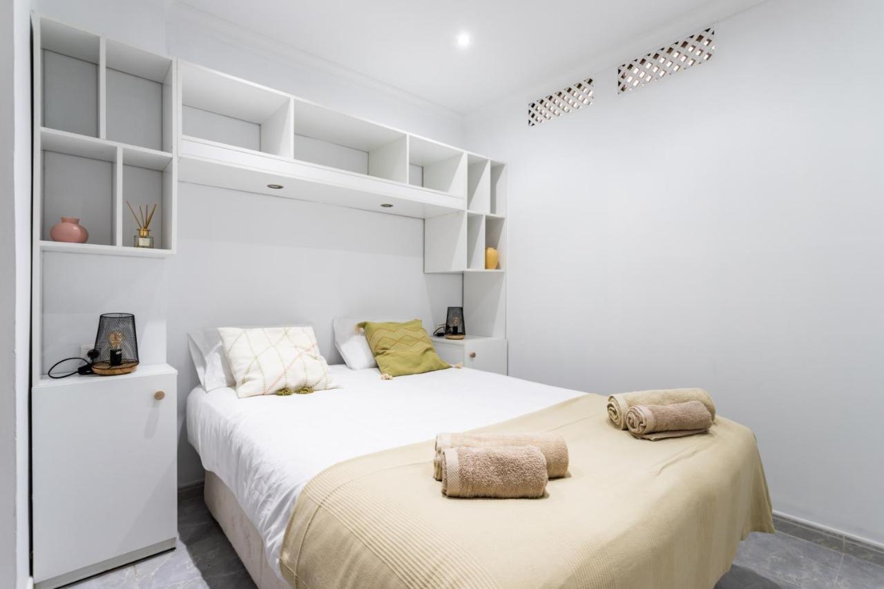 Sur Suites Palmeras 880A Фуeнхирола Екстериор снимка