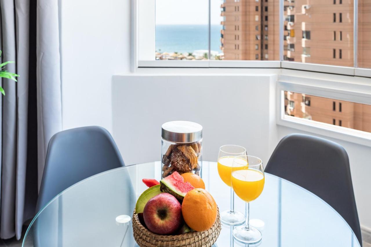 Sur Suites Palmeras 880A Фуeнхирола Екстериор снимка