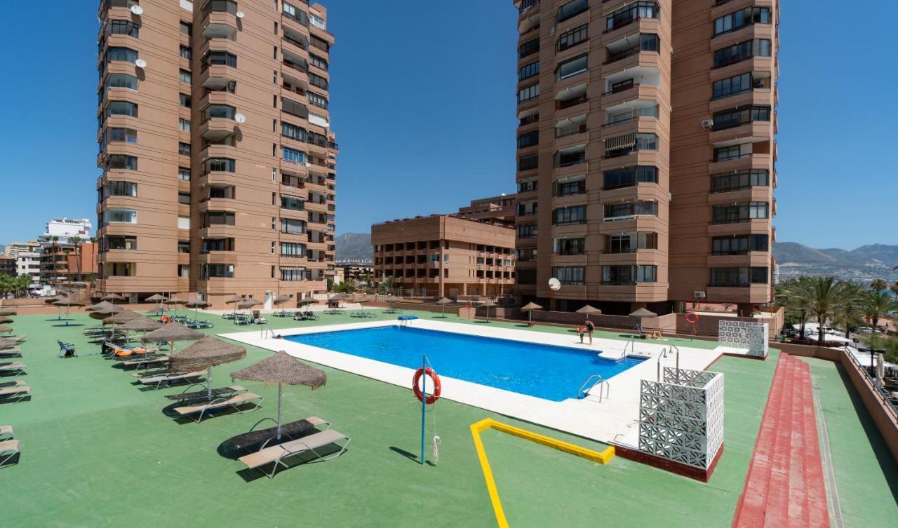 Sur Suites Palmeras 880A Фуeнхирола Екстериор снимка