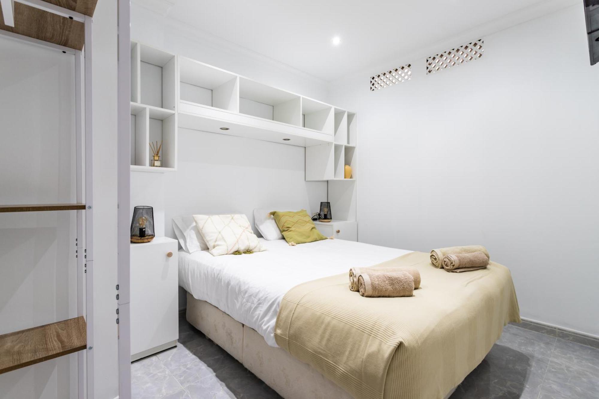 Sur Suites Palmeras 880A Фуeнхирола Екстериор снимка