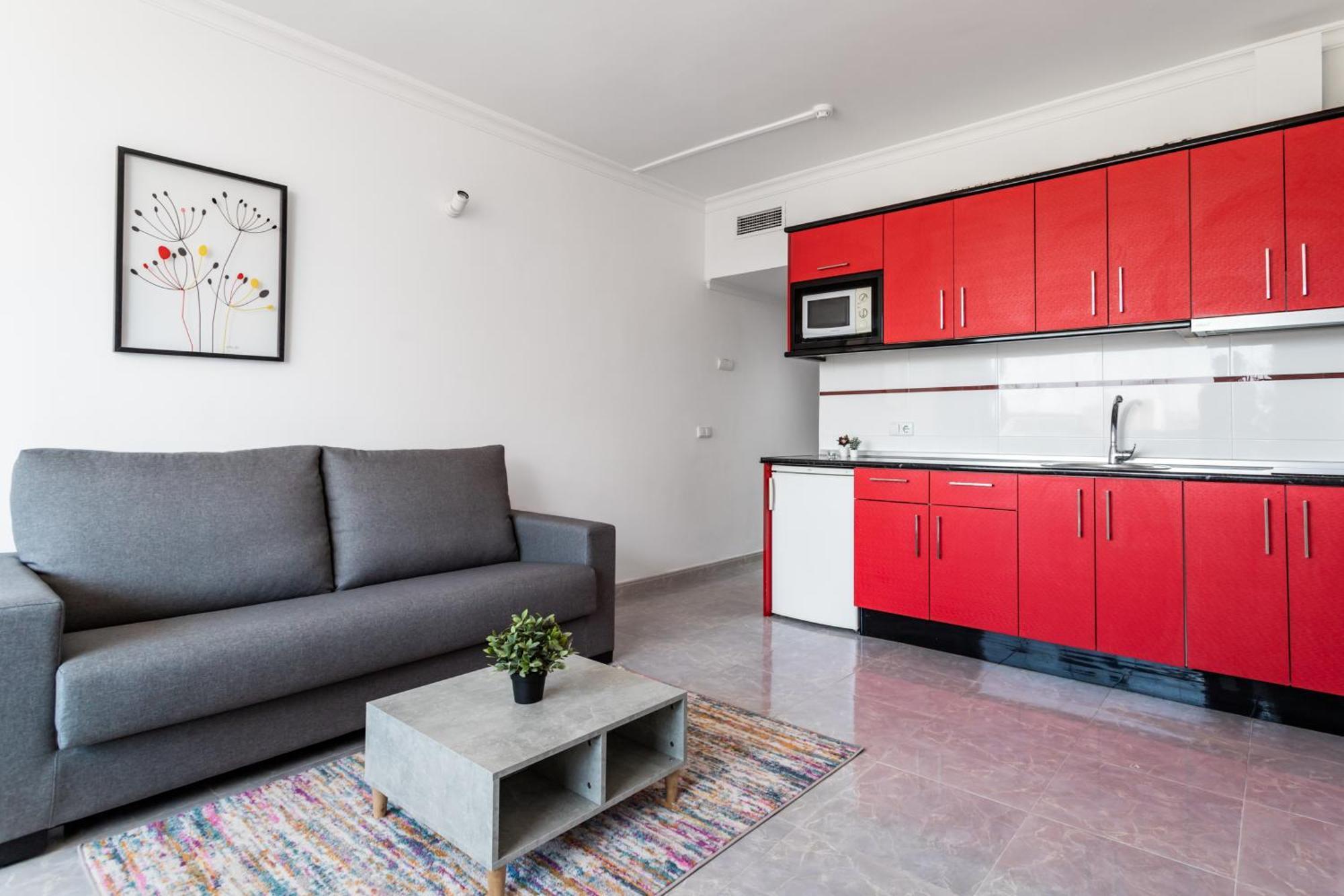Sur Suites Palmeras 880A Фуeнхирола Екстериор снимка